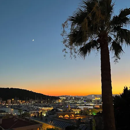 Veria Отель