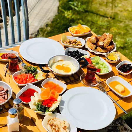 Veria Otel Çeşme