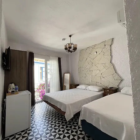 Veria Otel Çeşme